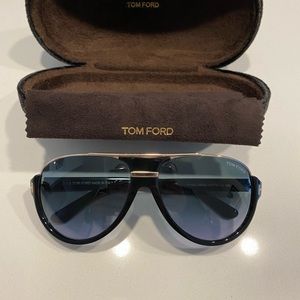 Brand new Tom Ford sunglasses worn once. $600 new